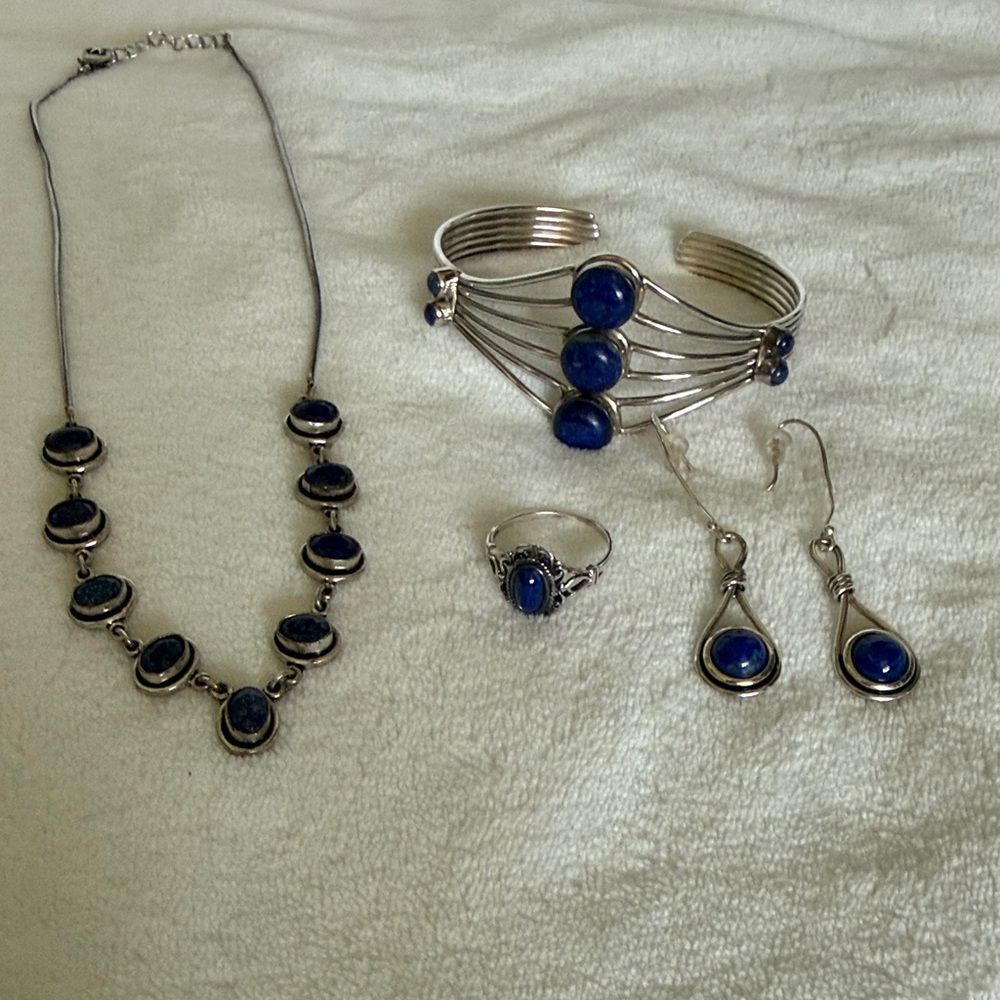 Elegant Silver and Blue Jewelry Set